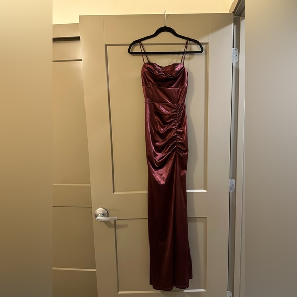 Windsor Purple Formal Ruched Dress with Slit New With Tags - Picture 2 of 6